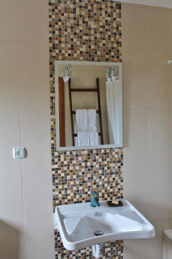 Oliveira Country House Figueira e Barros Bagian luar foto